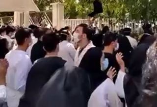 Medical students in Iran's Fars Province hold peaceful protest action (VIDEO)