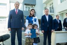 Еще 50 семьям шехидов и инвалидам Отечественной войны Азербайджана предоставлены квартиры (ФОТО)