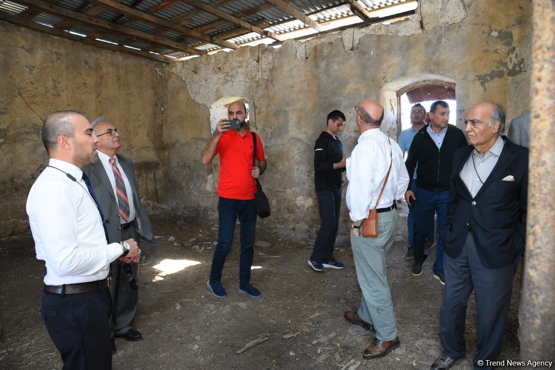 Начался визит на освобожденные территории участников I Форума мозговых центров Азербайджана (ФОТО)