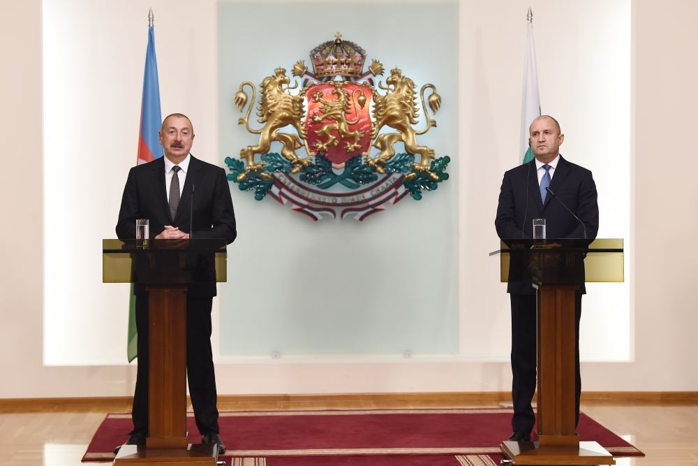 President Ilham Aliyev talks Azerbaijan's natural gas to be exported to Bulgaria