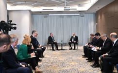 President Ilham Aliyev meets with Prime Minister of Romania in Sofia (PHOTO/VIDEO)