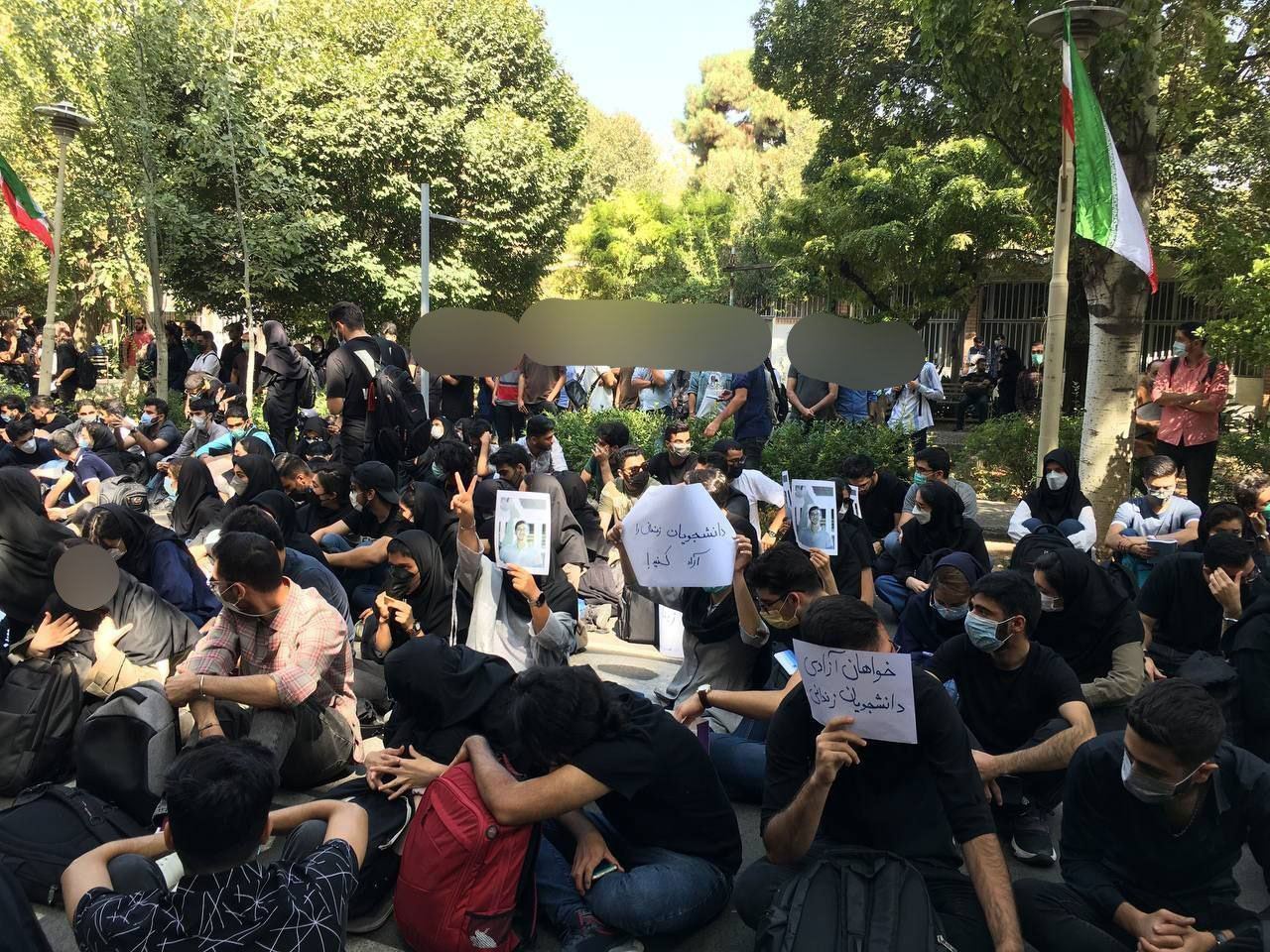 İrandakı etirazlarda 200-dən çox adamın həyatını itirdiyi açıqlanıb