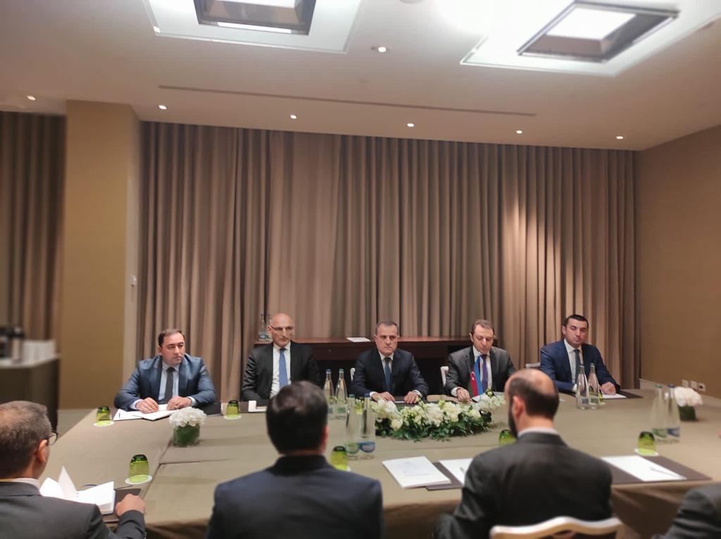 Meeting between Azerbaijani, Armenian FM held in Geneva (PHOTO)