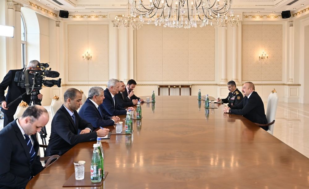 Президент Ильхам Алиев принял министра обороны Израиля (ВИДЕО)