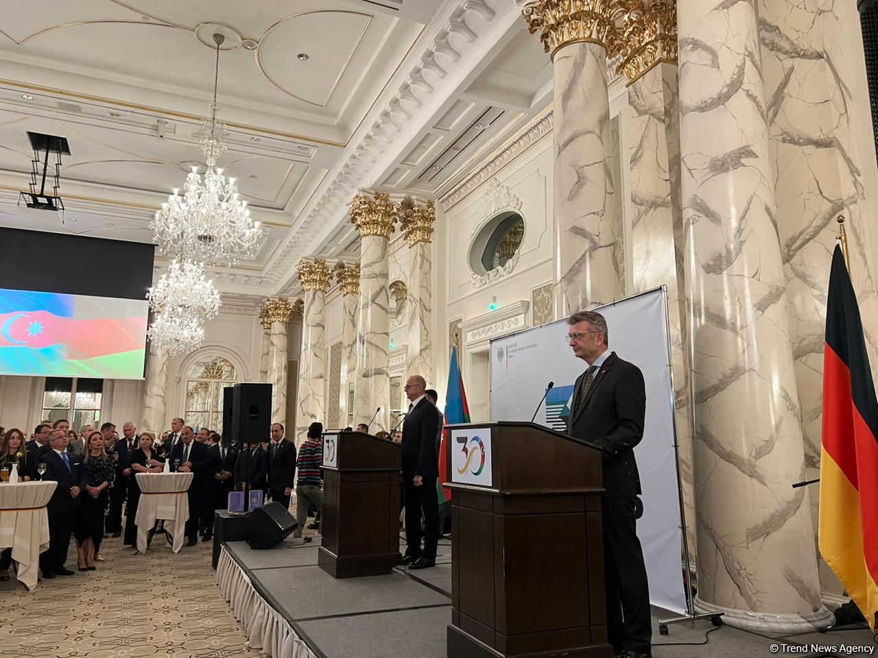 Германия с оптимизмом смотрит на перспективы развития отношений с Азербайджаном - посол (ФОТО)