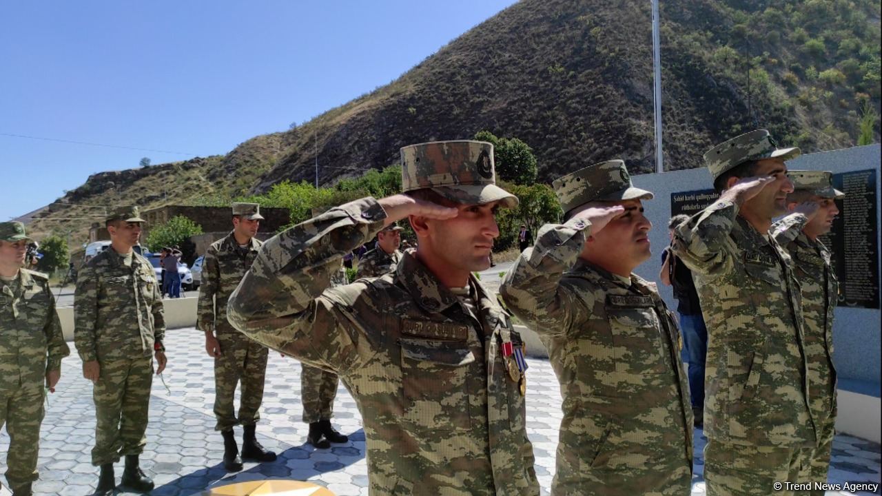 Azerbaijani servicemen share memories about liberation of Sugovushan (PHOTO/VIDEO)