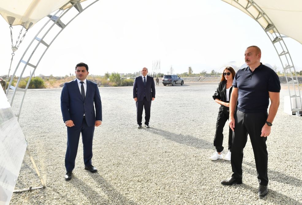 Президент Ильхам Алиев и Первая леди Мехрибан Алиева приняли участие в церемонии закладки фундамента гостиницы City Hotel Agdam (ФОТО/ВИДЕО)