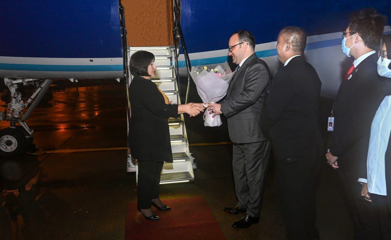 Начался визит председателя Милли Меджлиса Сахибы Гафаровой в Индонезию