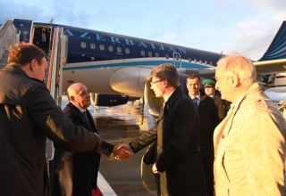 Премьер-министр Азербайджана прибыл с рабочим визитом в Россию