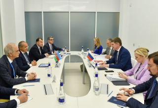 Azerbaijan and Russia discuss expansions of trade relations (PHOTO)