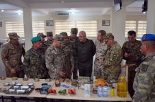 Военные атташе в Азербайджане посетили массовое захоронение в Ходжавенде (ФОТО)