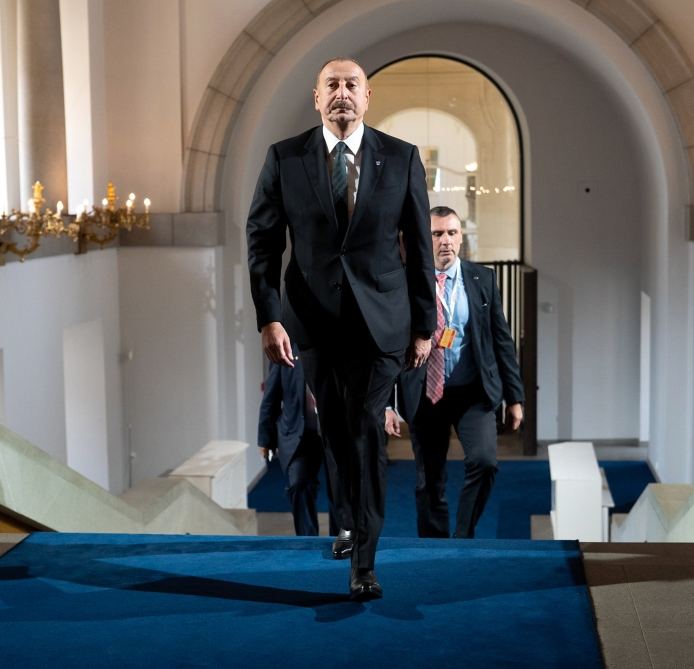 President of Azerbaijan Ilham Aliyev attends inaugural meeting of European Political Community Summit (PHOTO/VIDEO)