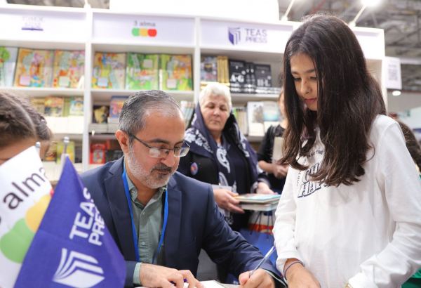 На Baku International Book Fair прошла презентация книг для детей, посвященных "Году города Шуша" (ФОТО)