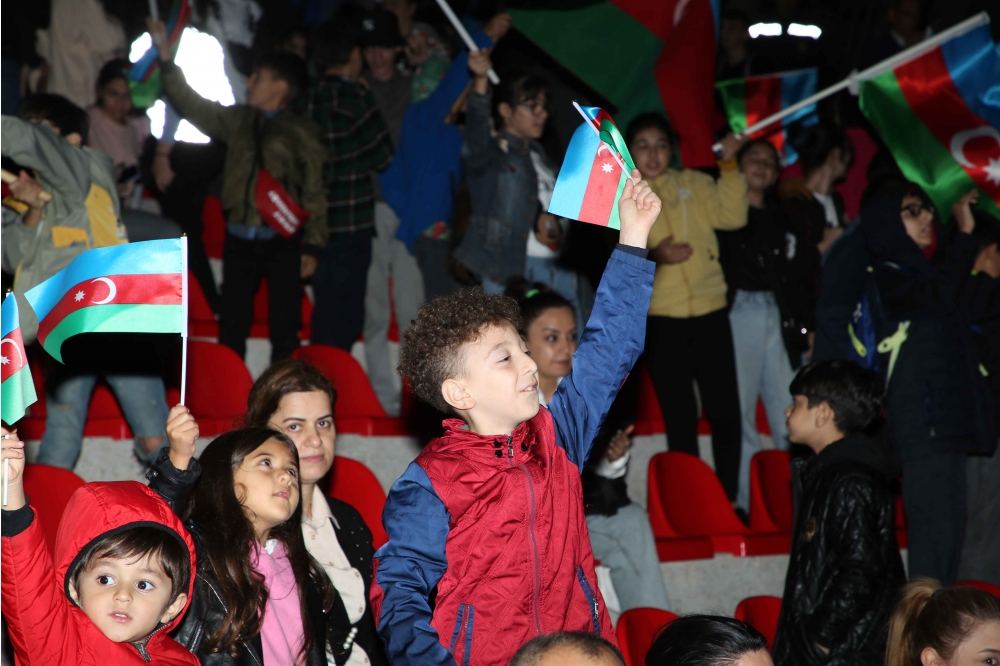 Xətai rayonunda “Bu yol Zəfər yoludur” adlı konsert proqramı təşkil olunub (FOTO)
