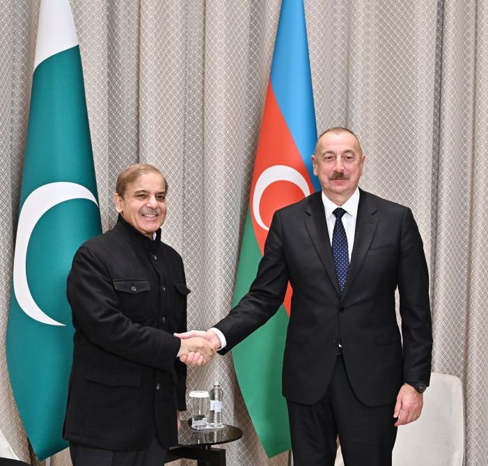 President Ilham Aliyev meets with Prime Minister of Pakistan in Astana (PHOTO/VIDEO)
