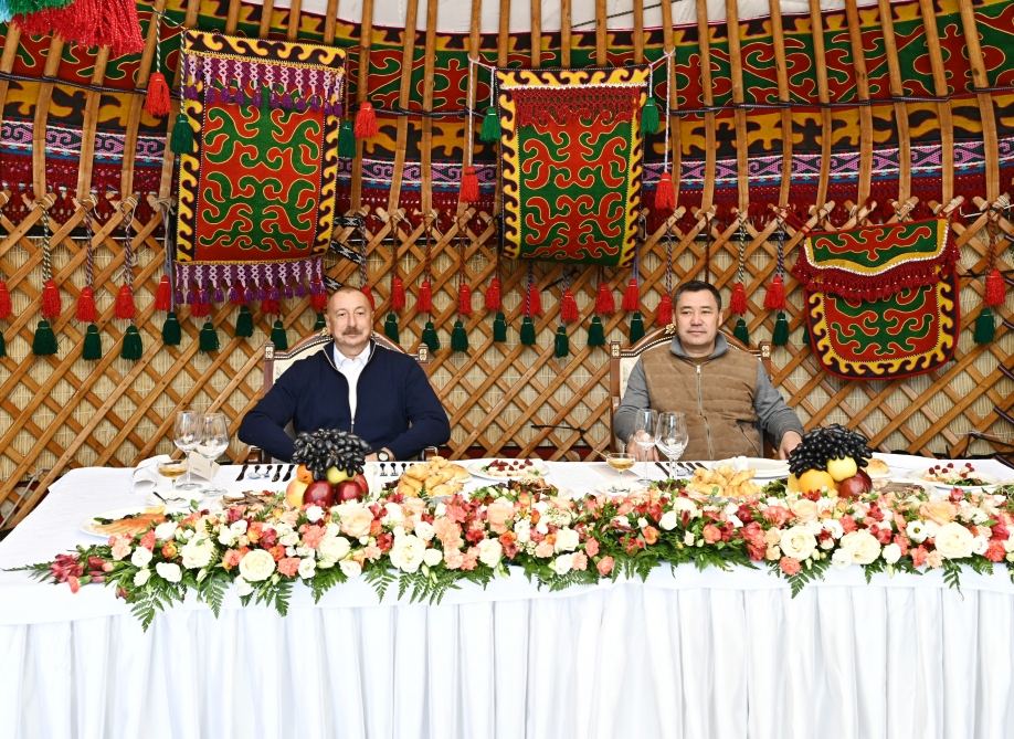 Президент Ильхам Алиев принял участие в культурной программе в Государственном природном парке «Ала-Арча» в Бишкеке (ФОТО/ВИДЕО)