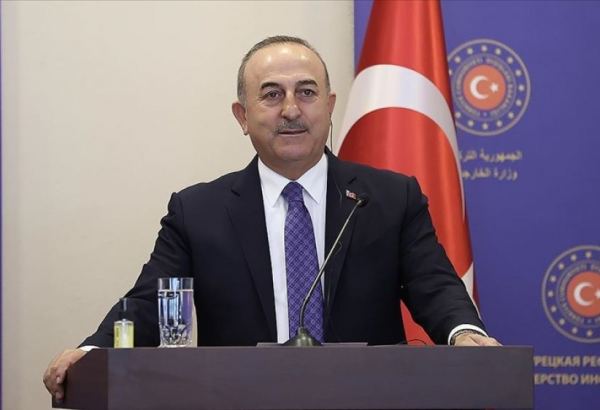 Мевлют Чавушоглу поздравил азербайджанский народ с Днем Государственного флага