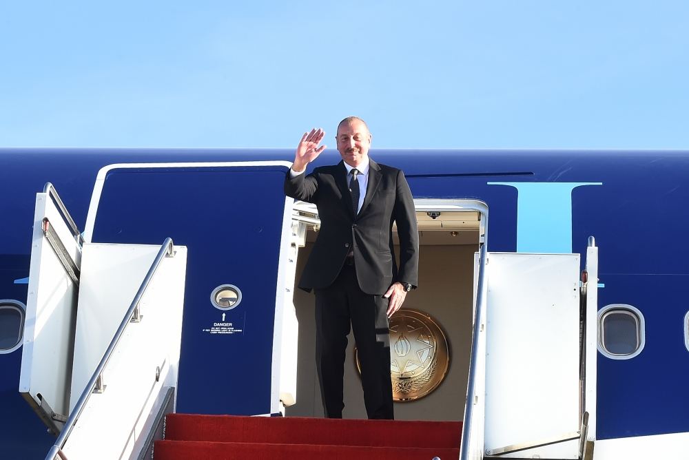 President Ilham Aliyev completes his working visit to Kazakhstan (PHOTO)