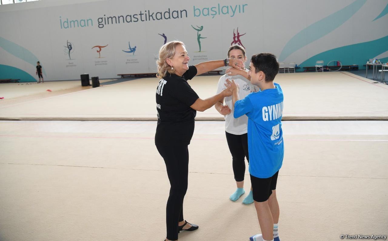 Gimnastika Federasiyasının təşkilatçılığı ilə Bakıda Xüsusi Olimpiada üzrə məşqçilik və hakimlik kursları keçirilir (FOTO)