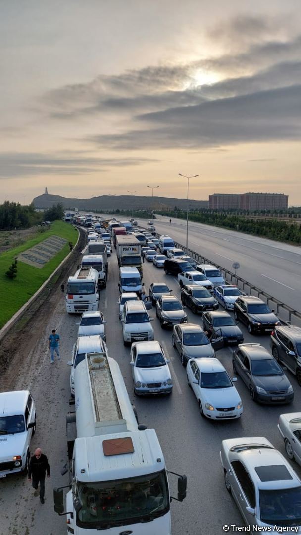 На водопроводе Кура-Баку произошла авария, затоплена магистраль (ФОТО/ВИДЕО)