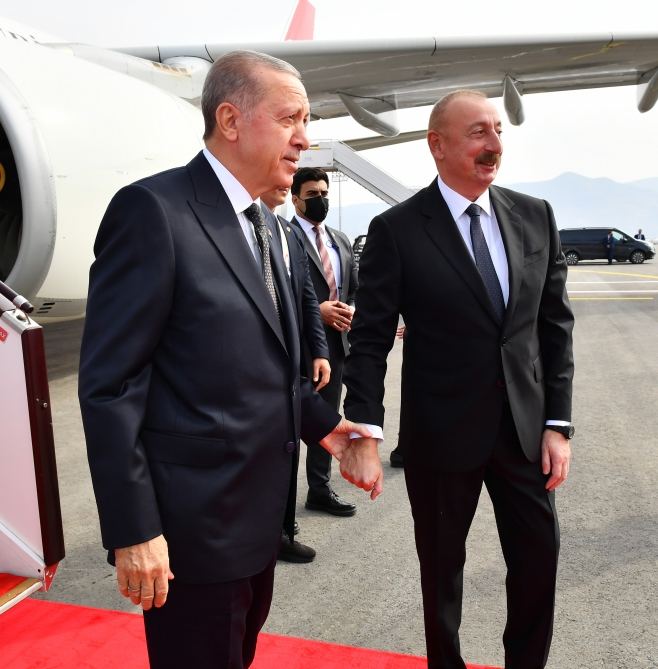 President Recep Tayyip Erdogan arrives in Azerbaijan for official visit - first official reception held at Zangilan Airport (PHOTO/VIDEO)