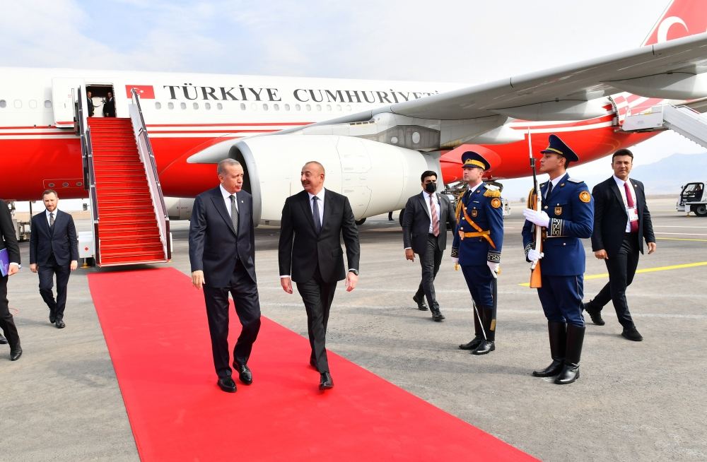 President Recep Tayyip Erdogan arrives in Azerbaijan for official visit - first official reception held at Zangilan Airport (PHOTO/VIDEO)