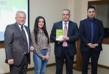 AzMİU-da Vüsal Qasımlının iştirakı ilə “Yaşıl iqtisadiyyat” kitabının təqdimatı keçirilib (FOTO)