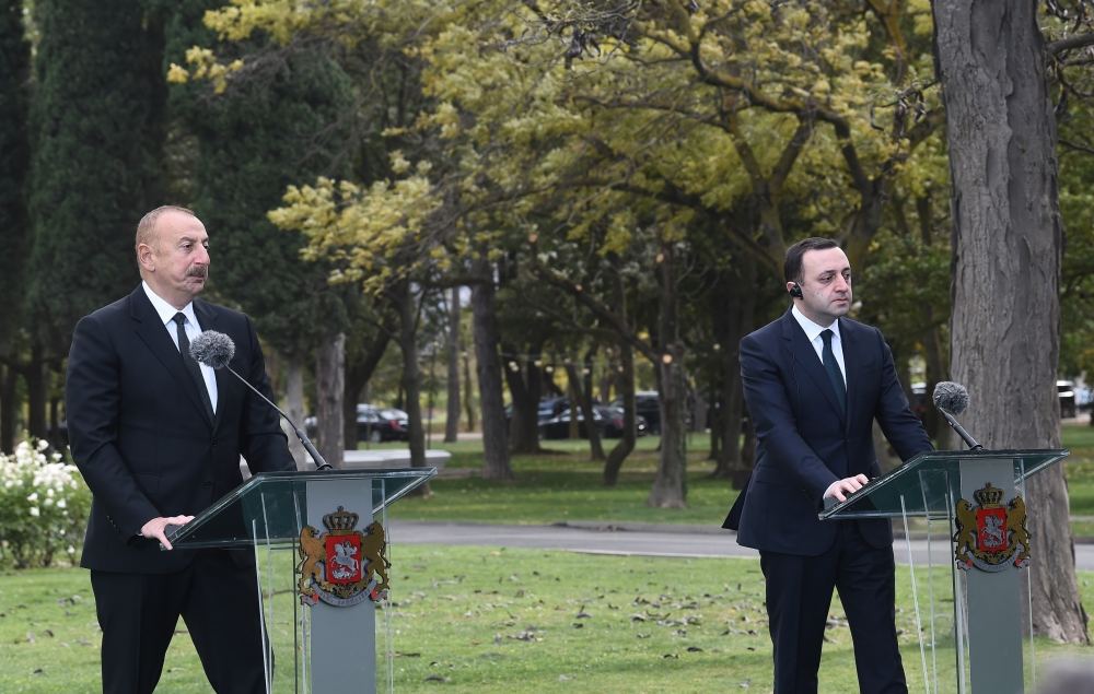 President Ilham Aliyev, Georgian PM Irakli Garibashvili make press statements (PHOTO/VIDEO)