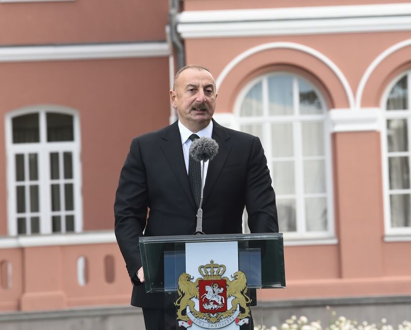Президент Ильхам Алиев: Мы обменялись мнениями о начале консультаций Грузия-Азербайджан-Армения