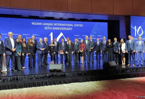 В Баку отметили 10-летие учреждения Международного центра Низами Гянджеви (ФОТО/ВИДЕО)