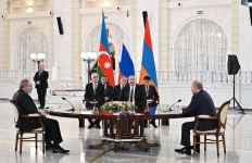 В Сочи состоялась встреча Президента Азербайджана с Президентом России и премьер-министром Армении (ФОТО/ВИДЕО)
