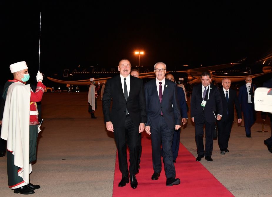 President Ilham Aliyev arrives in Algeria on visit (PHOTO/VIDEO)