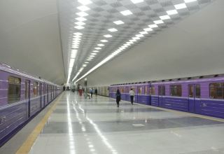 Metroda yeddivaqonlu qatarlar hərəkətə buraxılıb (FOTO)