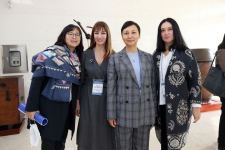 Азербайджанское ковроткачество вызвало большой интерес в Южной Корее (ФОТО)