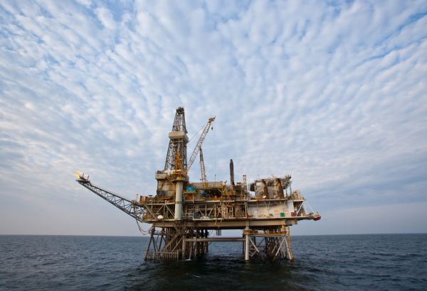 Назван объём добычи товарного газа и нефти в Азербайджане