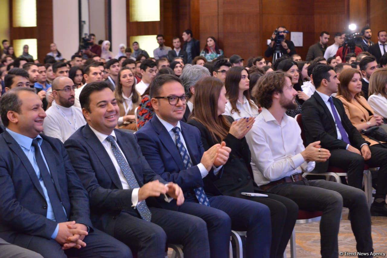 Открытие ИТ-Академии поспособствует ускорению перехода к «цифровой» экономике - агентство Азербайджана (ФОТО)