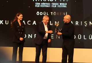 Вагиф Мустафаев удостоен награды "Лучший режиссер тюркского мира"