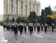 По случаю Дня Победы Азербайджана в Баку прошли шествия военнослужащих (ФОТО)