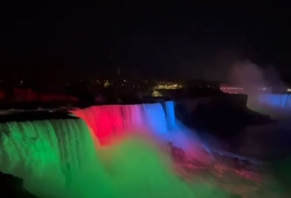 Niagara Falls illuminated in colors of Azerbaijani flag (PHOTO)