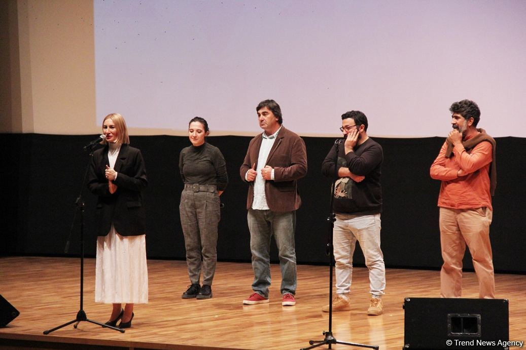 Звездный мир кино на открытии XIII Бакинского международного фестиваля короткометражных фильмов (ФОТО)
