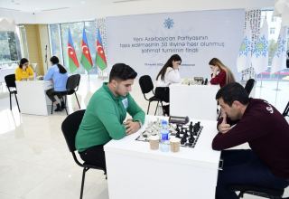 YAP-ın otuzillik yubileyinə həsr olunmuş şahmat turnirinin final mərhələsi keçirilib (FOTO)