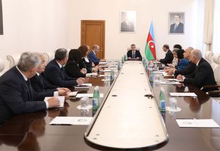В минздраве Азербайджана состоялась встреча с руководителями медицинских колледжей (ФОТО)