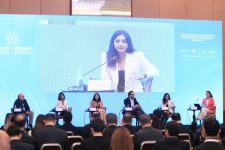 В рамках Форума инвестиций и молодых предпринимателей Азербайджана прошли панельные дискуссии (ФОТО)