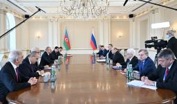 President Ilham Aliyev, Prime Minister of Russia Mikhail Mishustin hold expanded meeting (PHOTO/VIDEO)