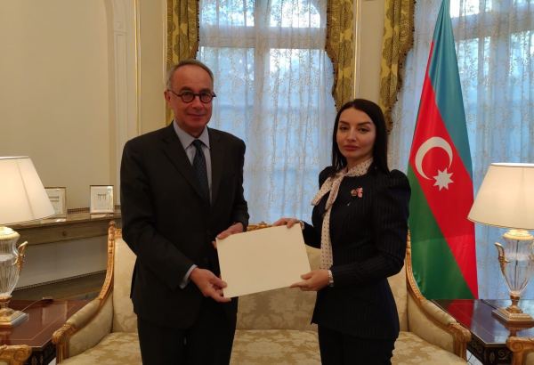 Azerbaijani Ambassador presents copy of credentials to French Foreign Ministry (PHOTO)