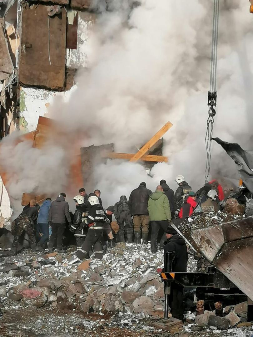 При взрыве в жилом доме в России погибли три человека (Обновлено) (ФОТО/ВИДЕО)