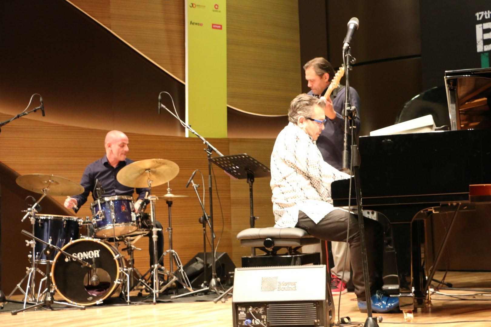 Концерт легендарного Майка дель Ферро в Баку - виртуозные джазовые импровизации и интерпретация классики (ВИДЕО, ФОТО)