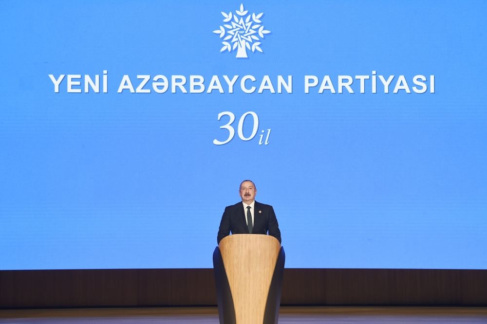 Prezident İlham Əliyev YAP-ın 30 illiyi münasibətilə keçirilən tədbirdə çıxış edib