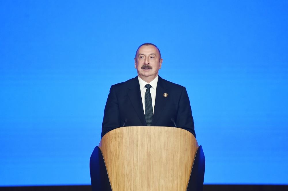 President Ilham Aliyev makes speech at event dedicated to 30th anniversary of New Azerbaijan Party (PHOTO/VIDEO)