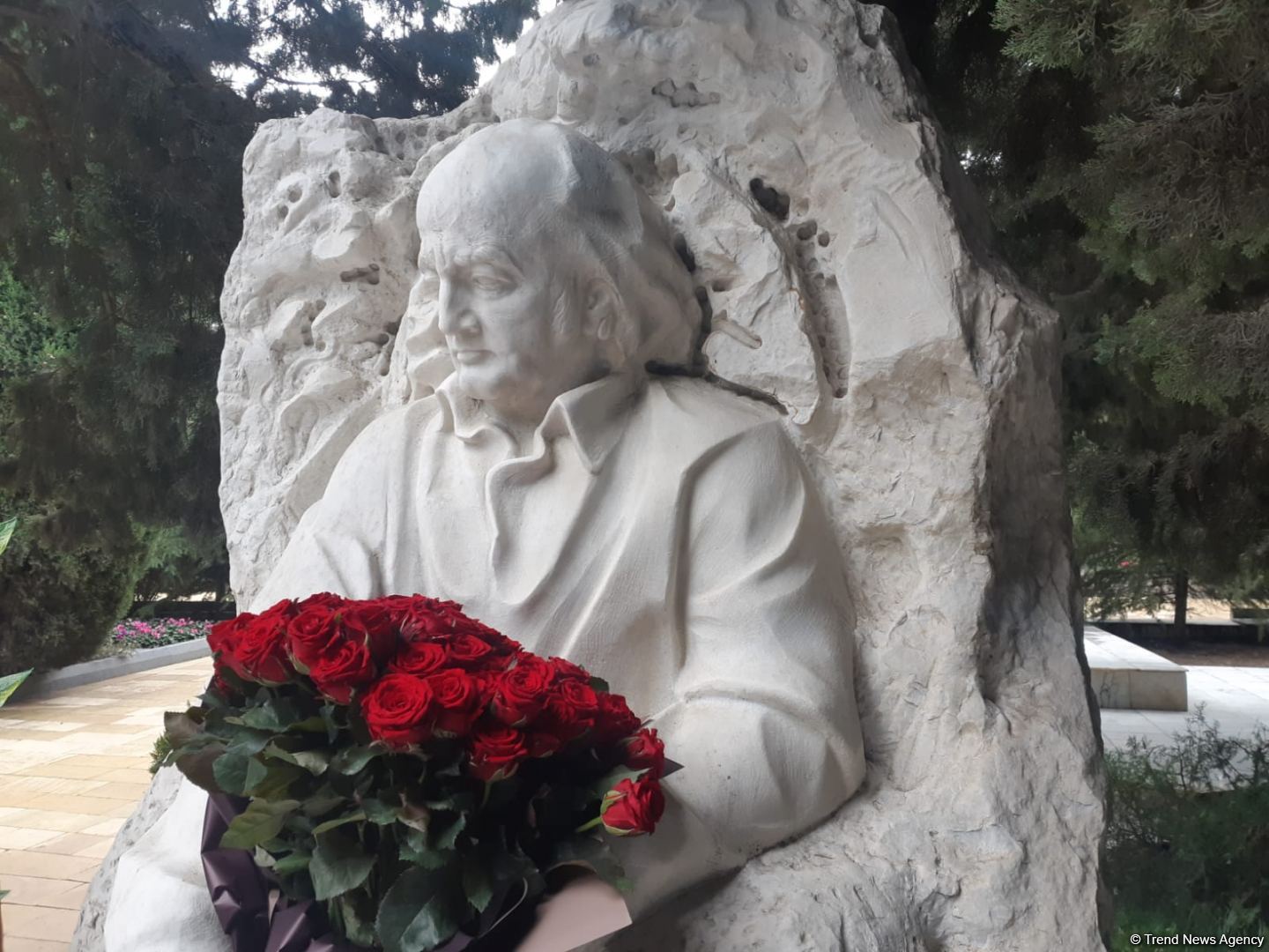 Его музыка будет звучать и через сто лет... - в Баку почтили память Фикрета Амирова (ФОТО)